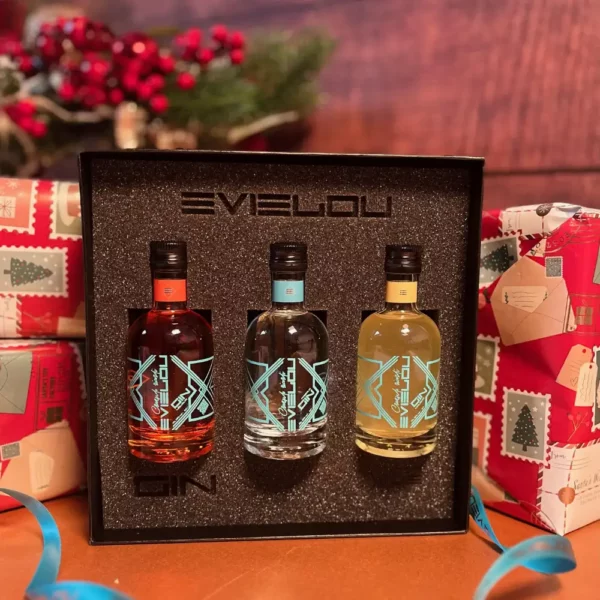 Evielou Gin 5cl Gift Box Scene