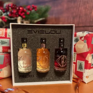 Evielou Rum 5cl Gift Box Scene